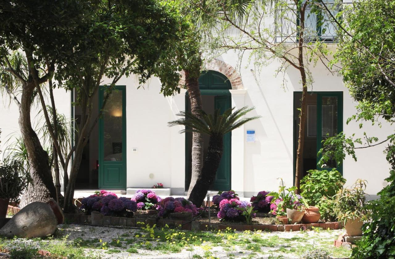 Versomare Room & Suite Valderice Exterior photo