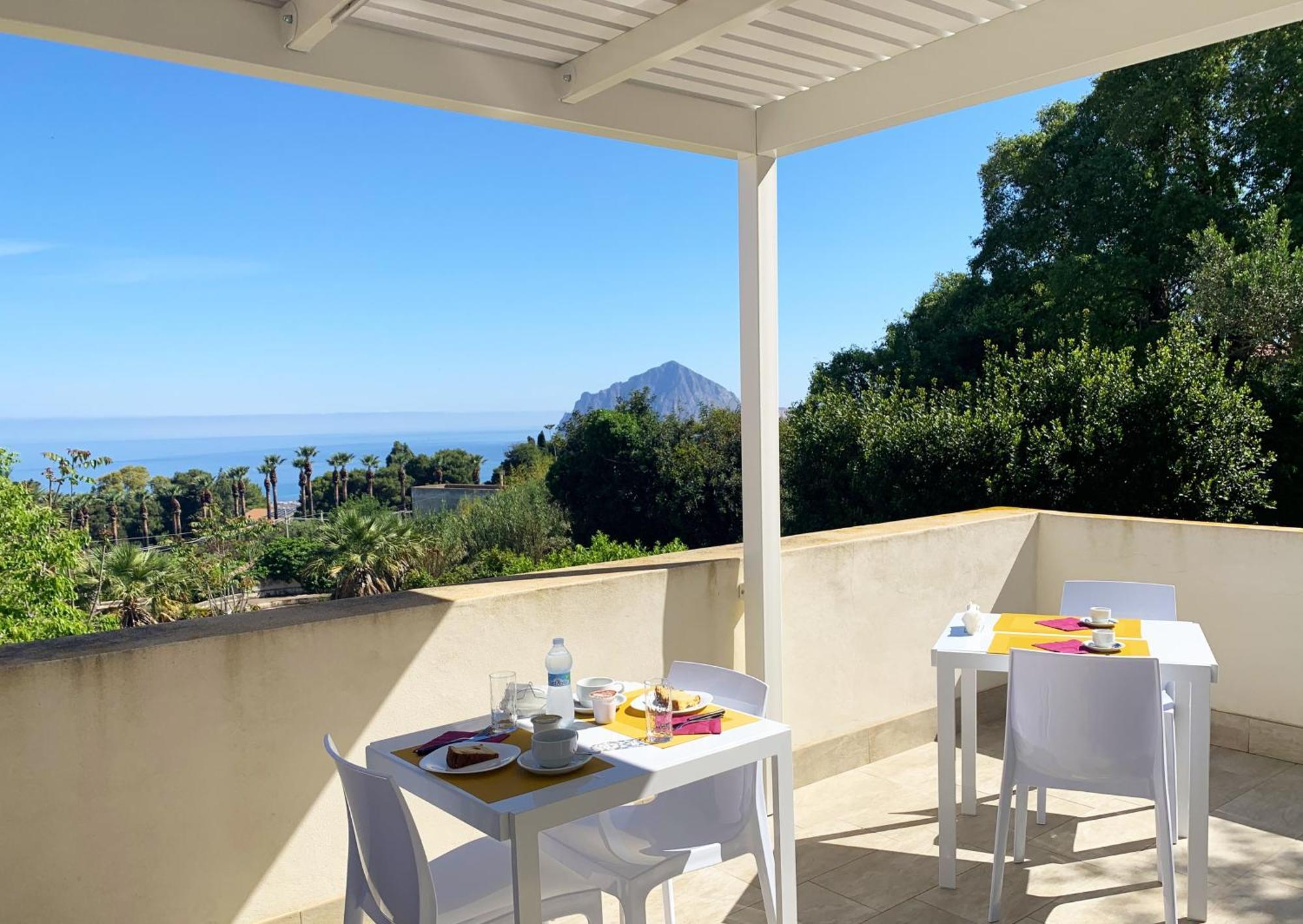 Versomare Room & Suite Valderice Exterior photo